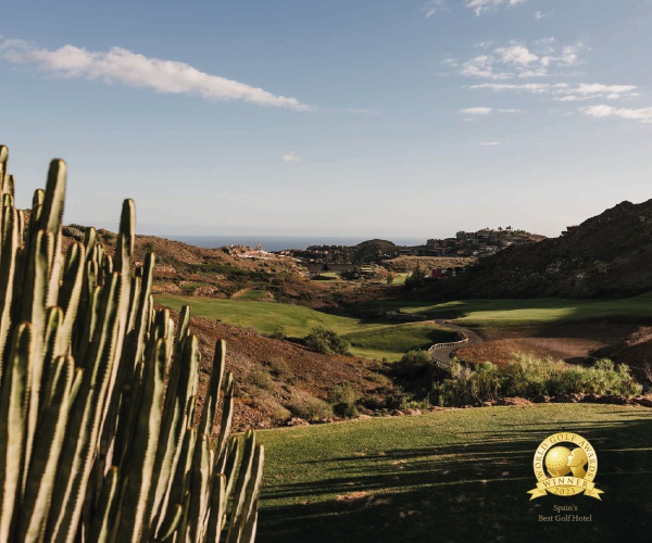  ¡Salobre Hotel Resort & Serenity: El Mejor Hotel de Golf de España