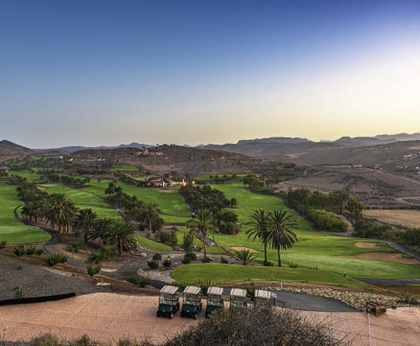  Único campo de golf con 3 recorridos en Gran Canaria